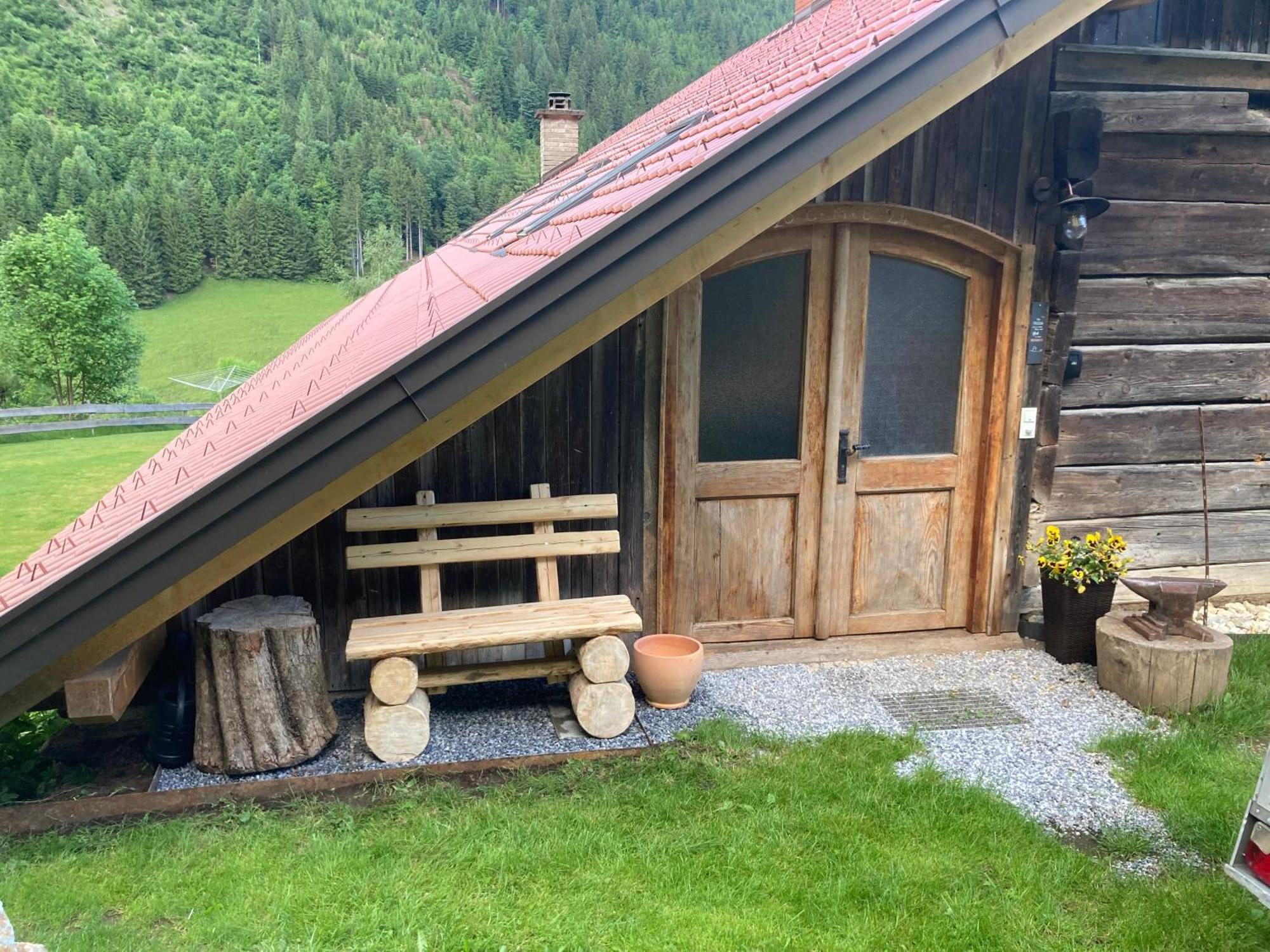 Apartment Bandltroga